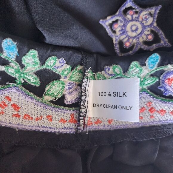 Laura Lees label 100% silk embroidery Mid skirt - Picture 11 of 16